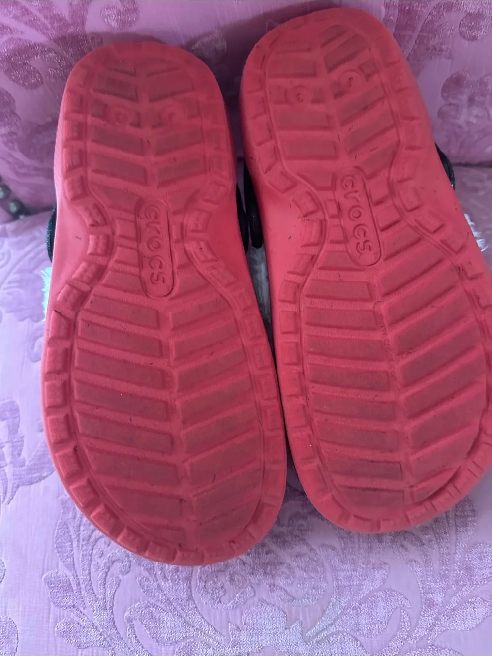 Santa Crocs size Junior 3 Kids Red Festive Faux-Fur Clog Shoes with Buckle Strap